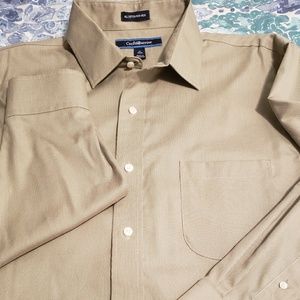 Croft and Barrow Men's Dress Shirt